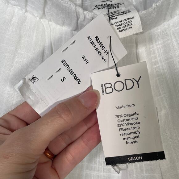 Cotton on Women's Relaxed Beach Pants Cover-up - White small - Picture 4 of 9